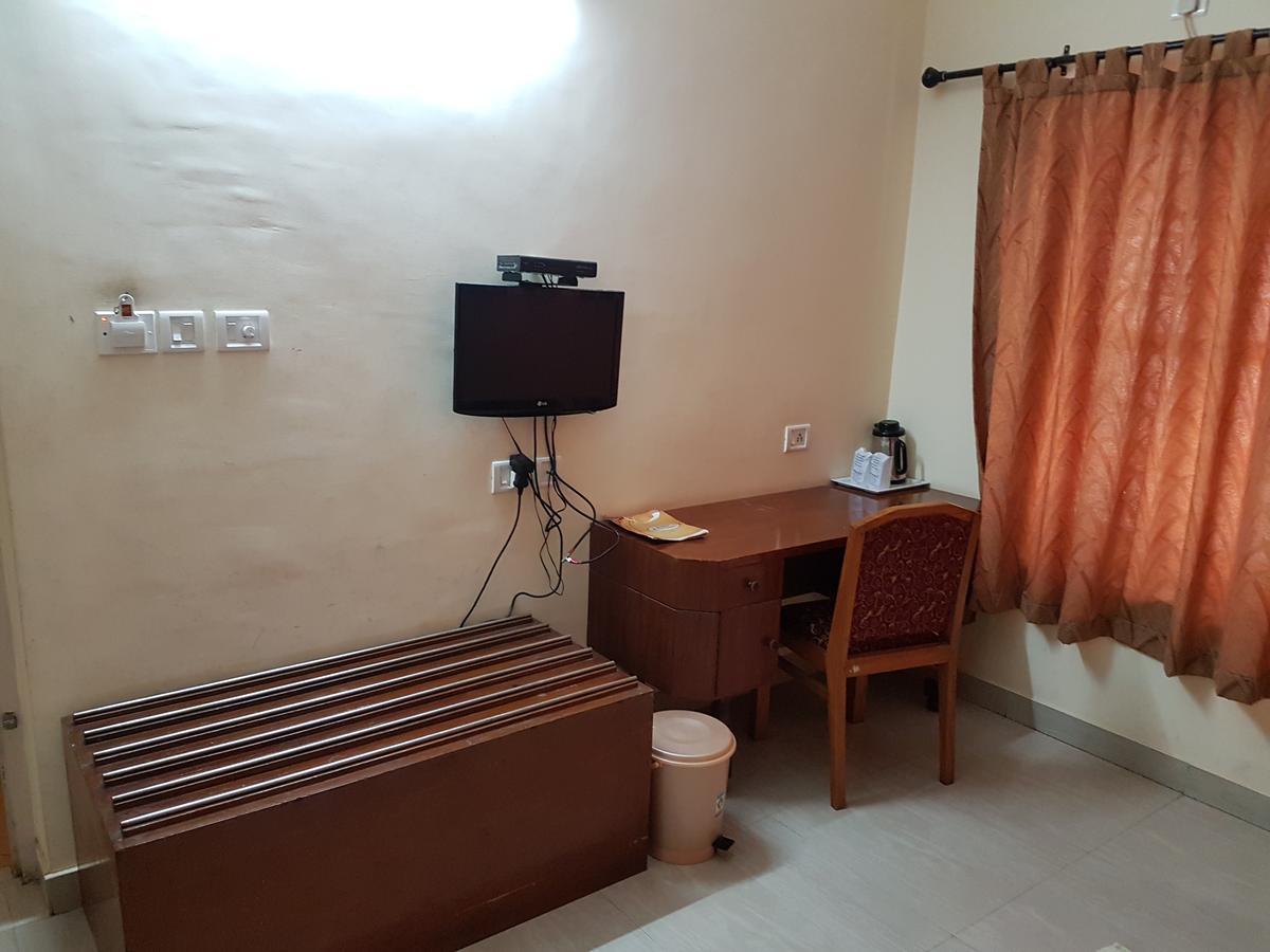 Hotel The Samrat Thiruvananthapuram Dış mekan fotoğraf
